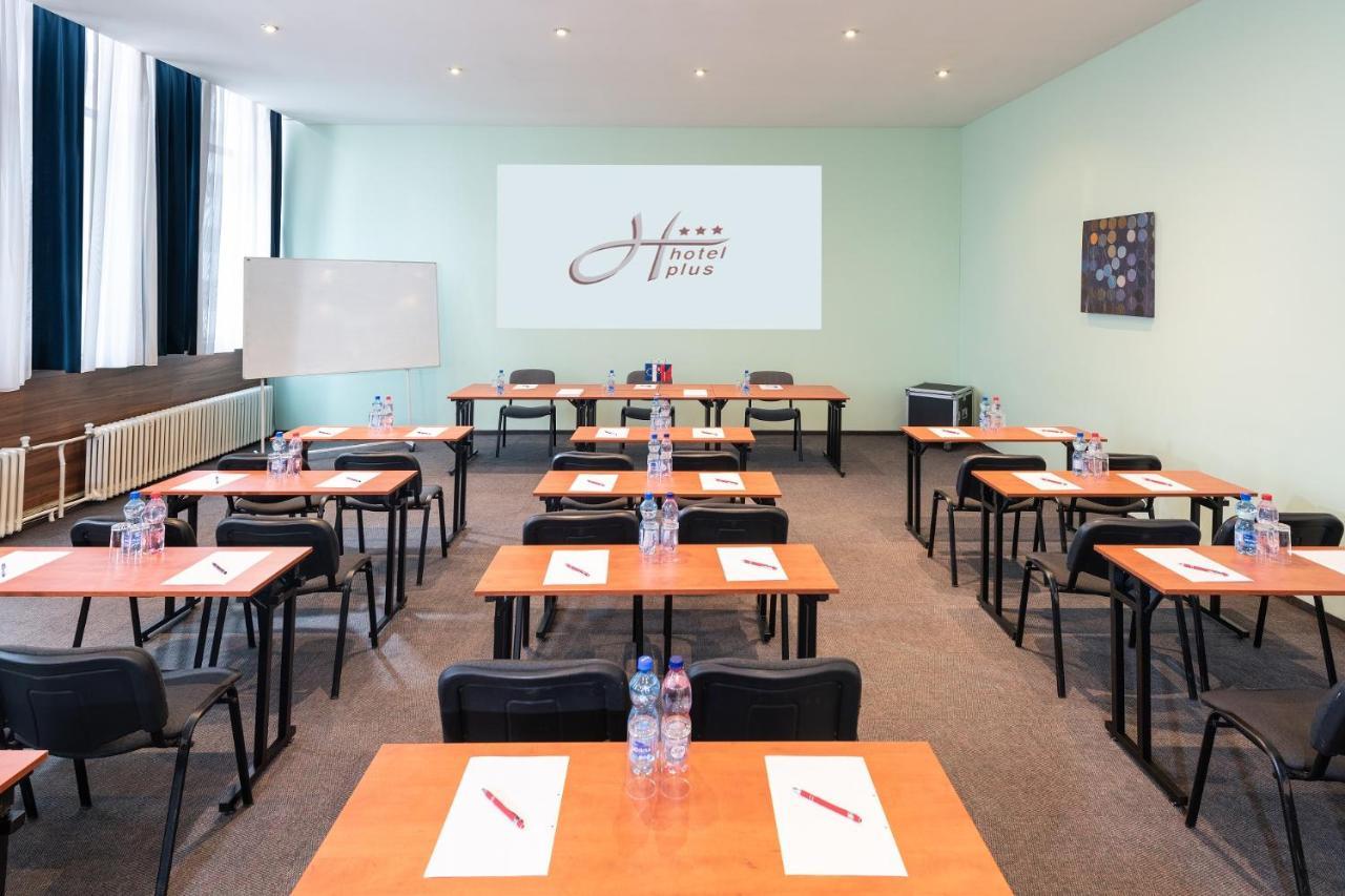 Hotel Plus 브라티슬라바 외부 사진